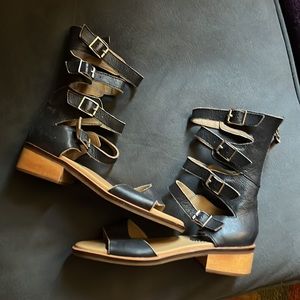 Black leather Gladiator sandals. Great condition. Size 7